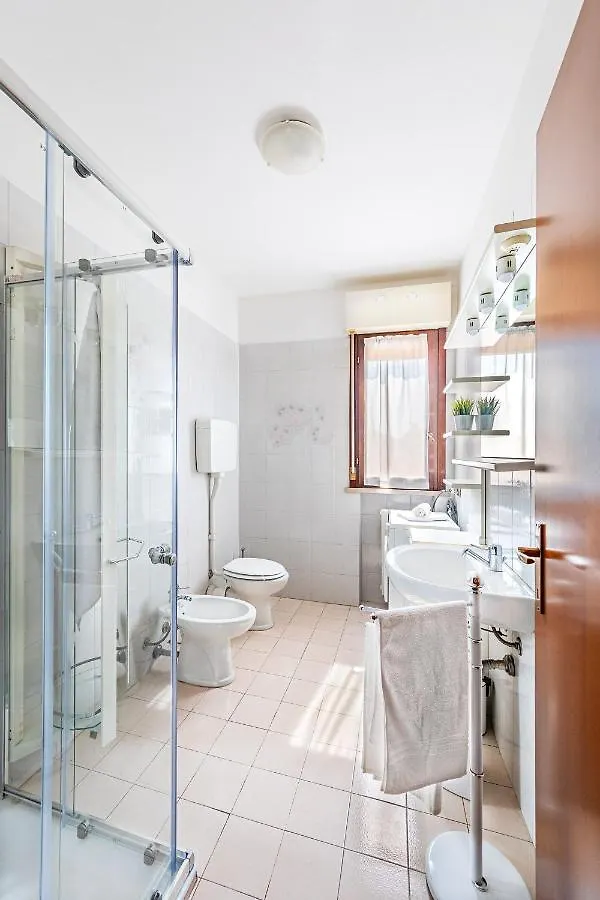 Le Primule Apartment Sirmione 0*,  Italy